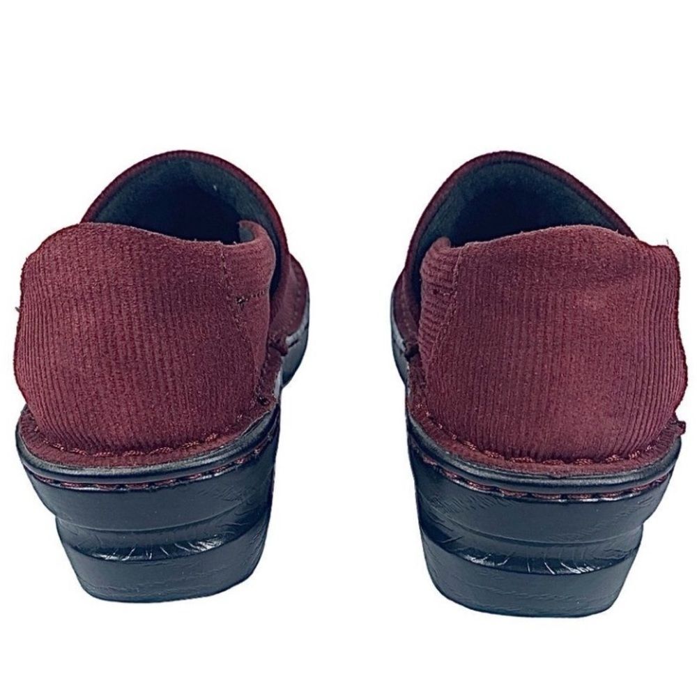B.O.C. Born Concept Clogs Size 8M/W Burgundy Corduroy Fabric Comfort Pre-Owned - Picture 3 of 8